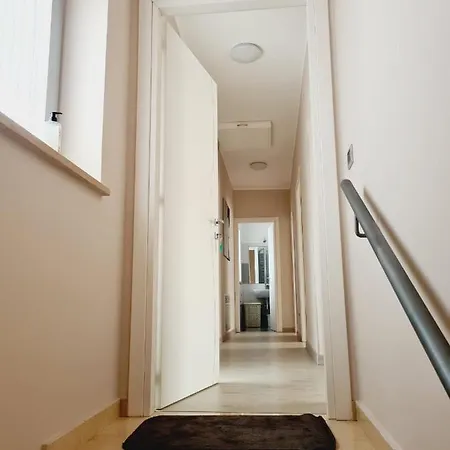 Apartament La Casa Di Fiore Avezzano